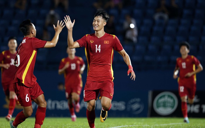 Cầu thủ Minh Vương quê ở đâu Tìm hiểu về ngôi sao bóng đá Việt Nam